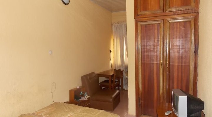 Royal Garden Hotel, Awka