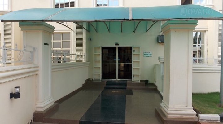 Crescent Spring Hotel