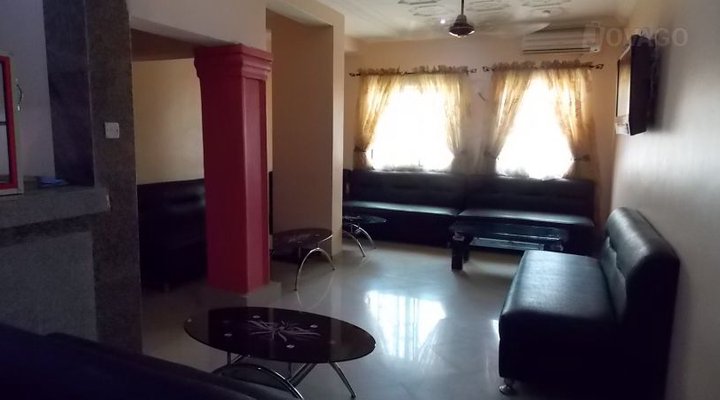 East End Hotel and Suites