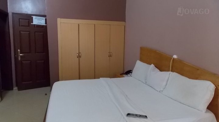 Mercy Suites And Leisure
