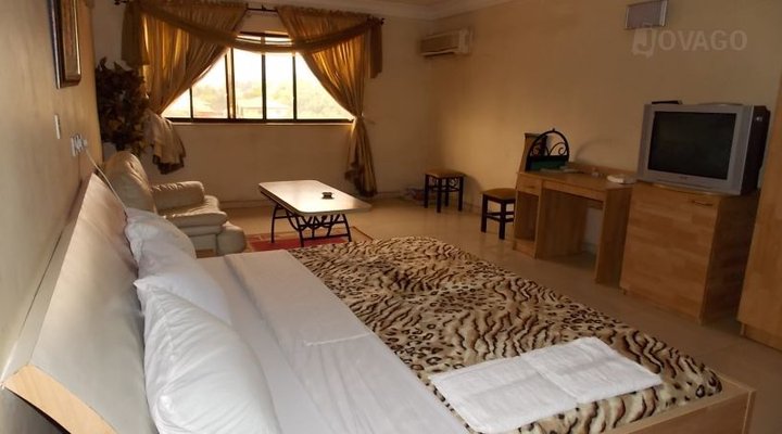 Up Country Hotel And Resort