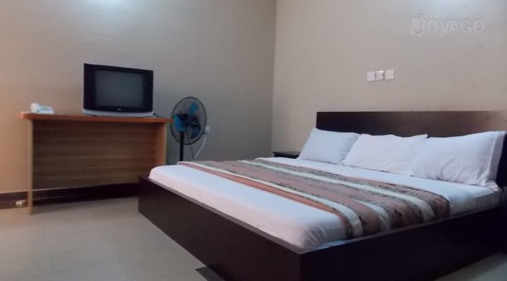 Up Country Hotel And Resort