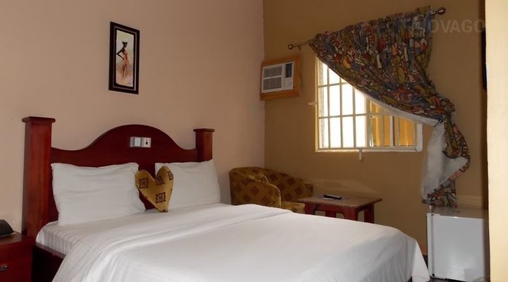 Seagate Hotel And Suites