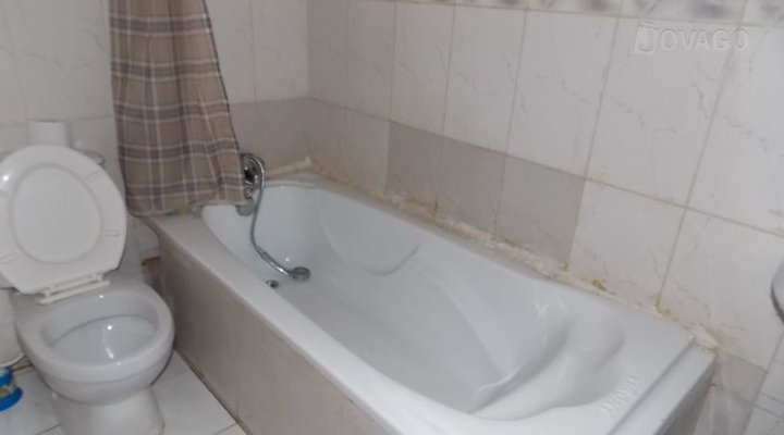 Seagate Hotel And Suites