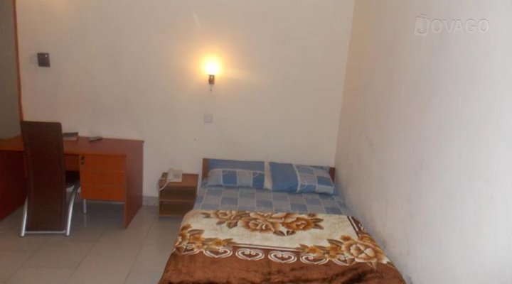 Service and Smile Hotel