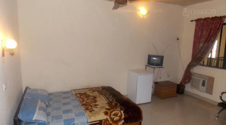 Service and Smile Hotel