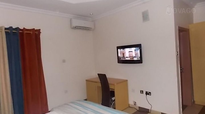 Magnum Hotel And Suites