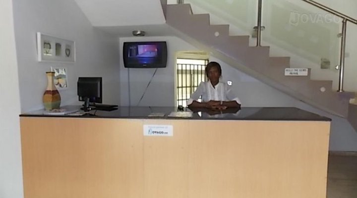 Magnum Hotel And Suites