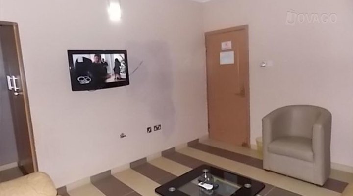Magnum Hotel And Suites