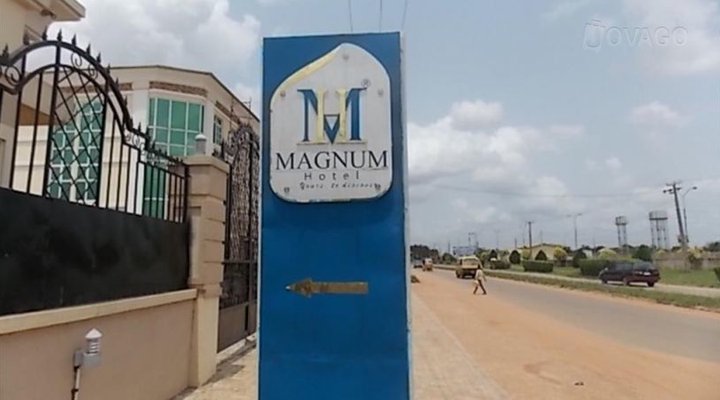 Magnum Hotel And Suites