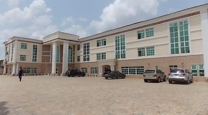 Magnum Hotel And Suites