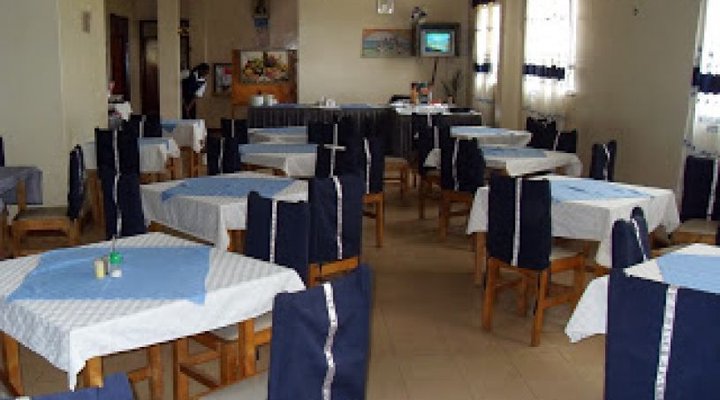 Meru Safari Hotel