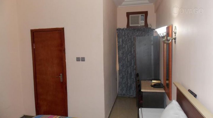 Mavis Suites, Owerri