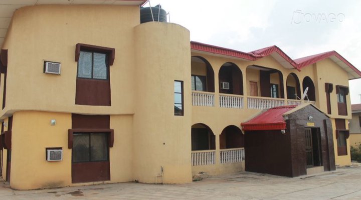 Omoosorun Hotel And Suites