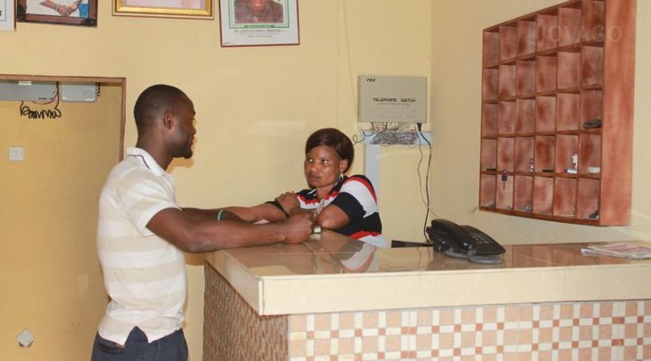 Omoosorun Hotel And Suites