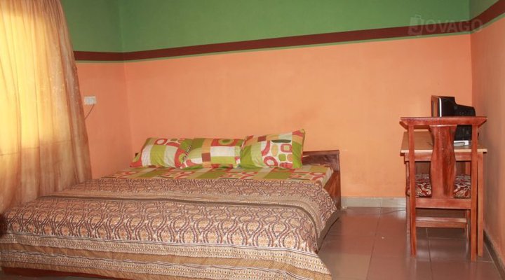 Omoosorun Hotel And Suites