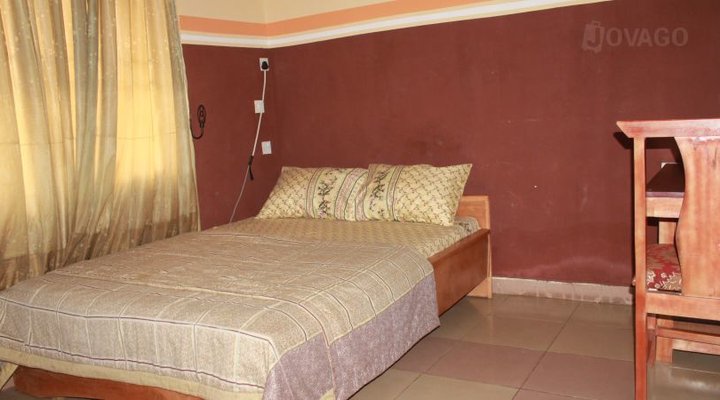 Omoosorun Hotel And Suites