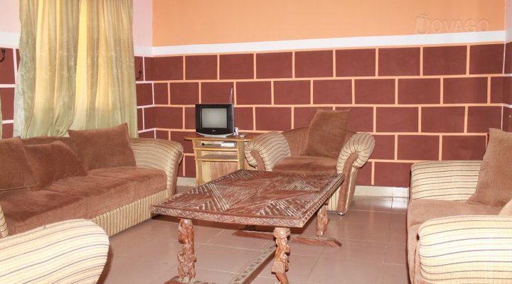 Omoosorun Hotel And Suites