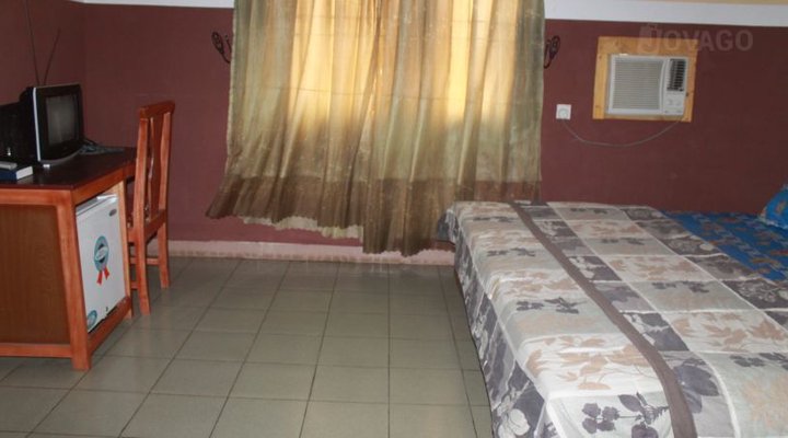 Omoosorun Hotel And Suites