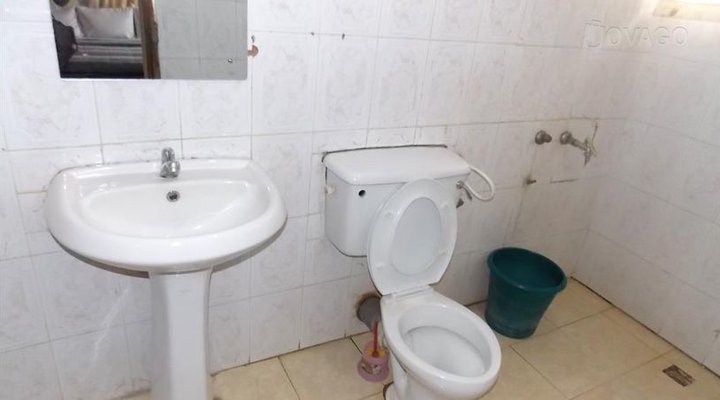 Chykies Hotel And Suites