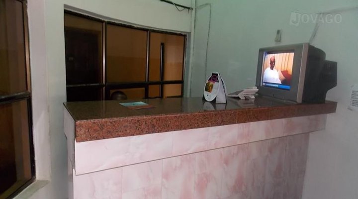 Chykies Hotel And Suites