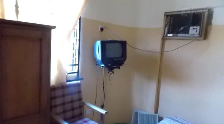 Chykies Hotel And Suites