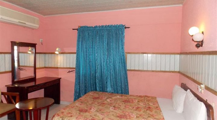Royal Tropicana Hotels Ltd