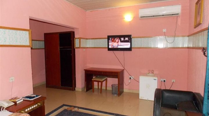 Royal Tropicana Hotels Ltd