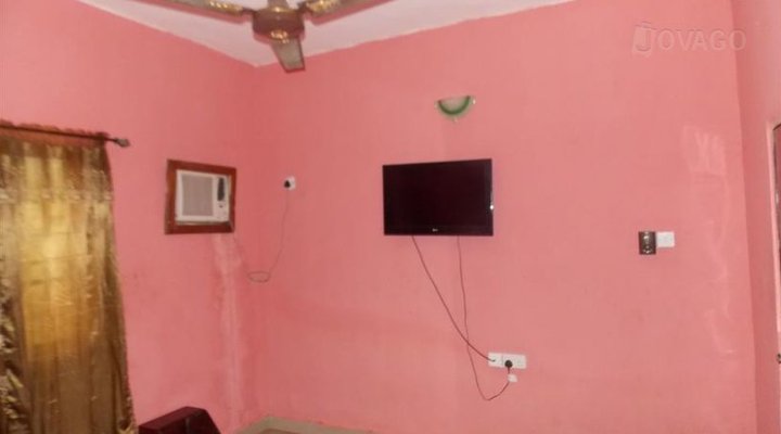 Mbara New York Hotel