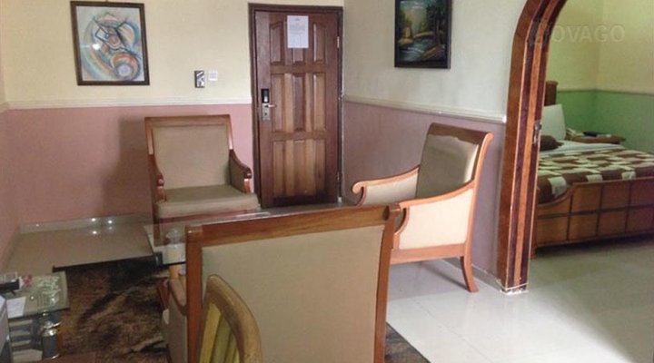 Randekhi Royal Hotel