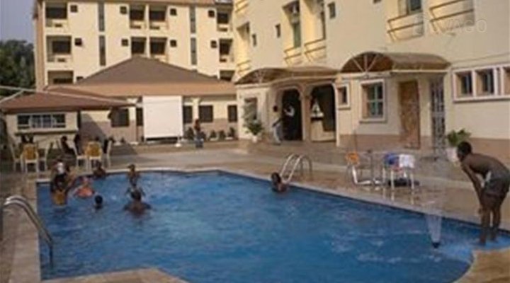 Randekhi Royal Hotel