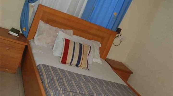 Tomaso Kings Palace Guest House