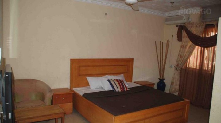 Tomaso Kings Palace Guest House
