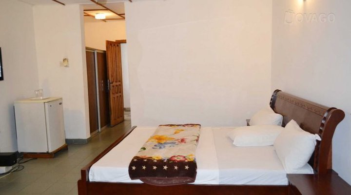 Royalty Hotels & Recreations Ltd