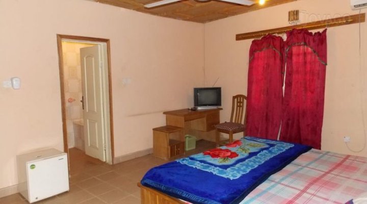 Top Klaz Hotels Limited