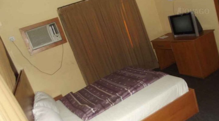 Grand Riviera Hotel and Suites