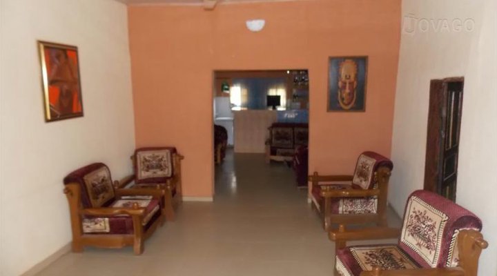 El-Clon Guest House