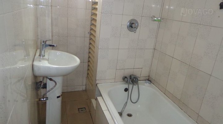 La Hero Hotel Limited