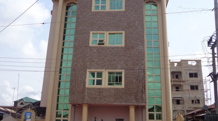 La Hero Hotel Limited