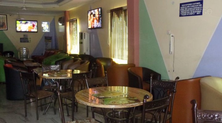 La Hero Hotel Limited