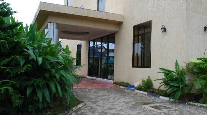 The Grand Villa Hotel