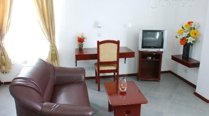The Grand Villa Hotel
