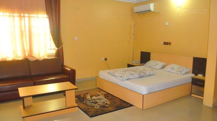 Ingoditari Guest House