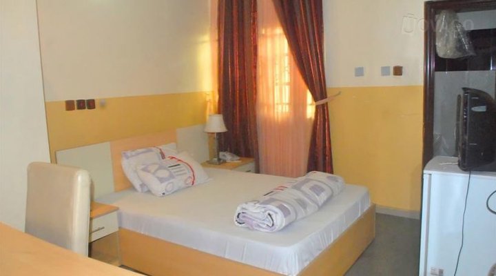 Ingoditari Guest House