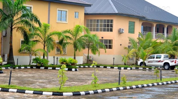 Ingoditari Guest House