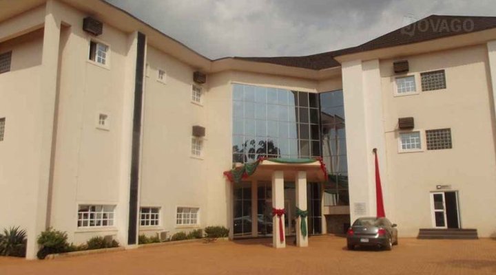 La Nueva Hotel and Resort