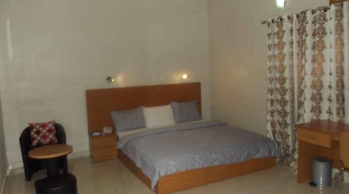 La Nueva Hotel and Resort