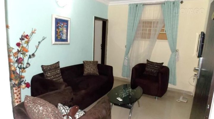 Kim Royal Hotel And Suites