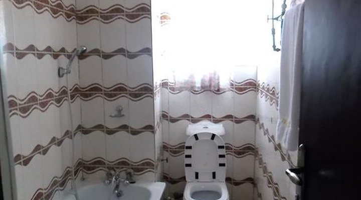 Kim Royal Hotel And Suites