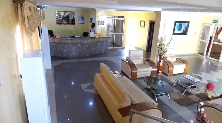 Kim Royal Hotel And Suites